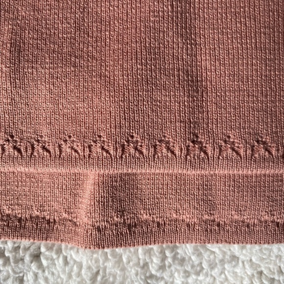 Van Heusen Women’s V-Neck Pullover Vest Sweater embroidered, Size: Large - Picture 7 of 12